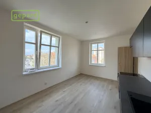 Pronájem bytu 1+1, Karlovy Vary, Moskevská, 49 m2