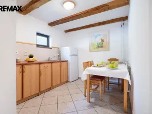 Prodej rodinného domu, Kundratice, 770 m2