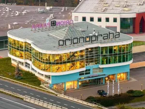 Pronájem obchodního prostoru, Průhonice, Uhříněveská, 3300 m2