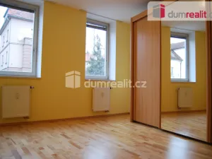 Pronájem bytu 2+kk, Praha - Prosek, Nad Krocínkou, 63 m2