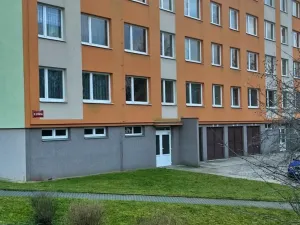 Pronájem bytu 2+kk, Louny, Zahradní, 40 m2