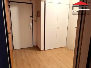 Pronájem bytu 2+kk, Brno, Ukrajinská, 48 m2