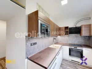 Pronájem bytu 2+1, Zlín - Malenovice, Husova, 50 m2