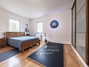 Pronájem rodinného domu, Popovičky, Na Skalce, 271 m2