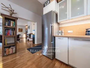 Pronájem rodinného domu, Popovičky, Na Skalce, 271 m2