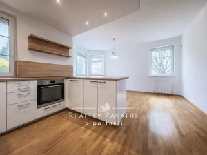 Pronájem rodinného domu, Popovičky, Na Skalce, 271 m2