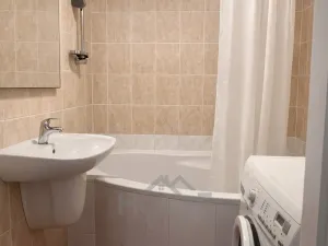 Prodej bytu 3+1, Praha - Černý Most, Vašátkova, 80 m2