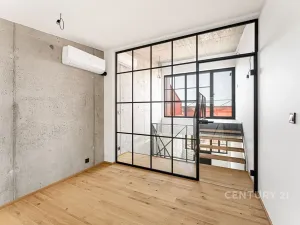Prodej bytu 2+kk, Praha - Vysočany, Kolbenova, 45 m2
