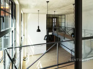 Prodej atypického bytu, Praha - Vysočany, Kolbenova, 181 m2