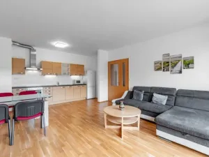 Pronájem bytu 2+kk, Praha - Vinohrady, Korunní, 76 m2
