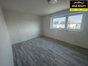 Pronájem bytu 2+kk, Opava, Kačírkova, 89 m2
