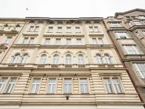 Pronájem bytu 2+kk, Praha - Smíchov, Janáčkovo nábřeží, 81 m2