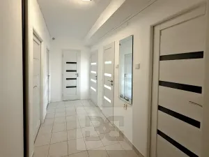 Pronájem bytu 3+1, Praha - Michle, Jivenská, 77 m2