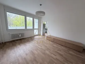Pronájem bytu 3+1, Praha - Hlubočepy, Dreyerova, 72 m2