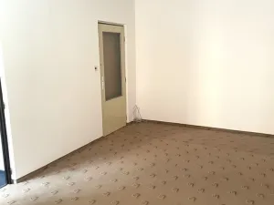 Pronájem bytu 1+1, Klatovy - Sobětice, 39 m2