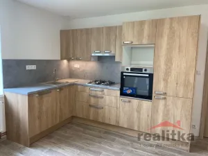 Pronájem bytu 2+kk, Opava - Předměstí, Těšínská, 35 m2