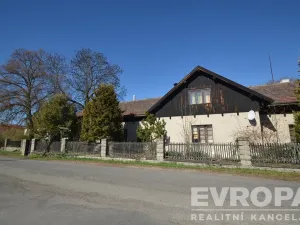 Prodej rodinného domu, Dolní Hbity - Jelence, 780 m2