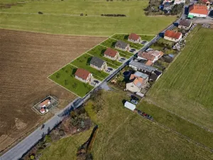 Prodej pozemku pro bydlení, Chlustina, 850 m2