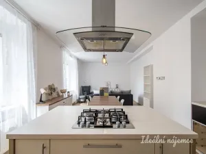 Pronájem bytu 2+kk, Praha - Vršovice, Kodaňská, 58 m2