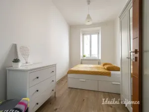 Pronájem bytu 2+kk, Praha - Vršovice, Kodaňská, 58 m2