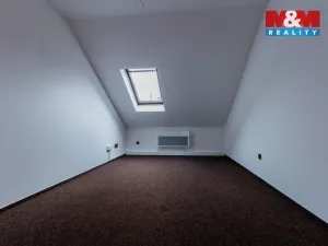 Pronájem kanceláře, Jeseník, nám. Svobody, 40 m2