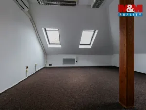 Pronájem kanceláře, Jeseník, nám. Svobody, 27 m2