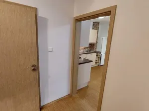 Pronájem bytu 2+kk, Praha - Modřany, Pertoldova, 47 m2