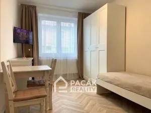 Pronájem bytu 1+1, Olomouc - Holice, Hanácká, 25 m2