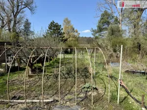 Prodej zahrady, Veltrusy, V Cihelnách, 583 m2
