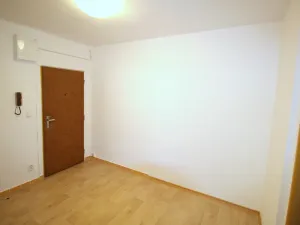 Pronájem bytu 2+1, Zlín, Hluboká, 58 m2