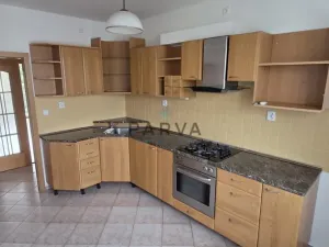 Pronájem bytu 4+1, Plzeň - Černice, K Lutové, 80 m2