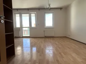Pronájem bytu 3+kk, Praha - Strašnice, Gutova, 68 m2