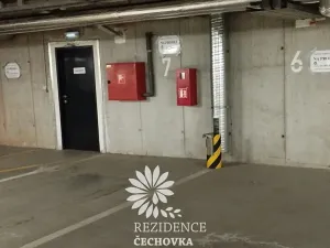 Prodej garážového stání, Havlíčkův Brod, Stromovka, 13 m2