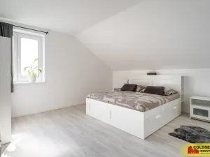 Prodej bytu 3+kk, Hrádek, 107 m2