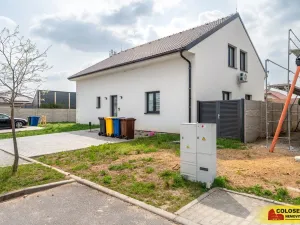 Prodej bytu 3+kk, Hrádek, 107 m2