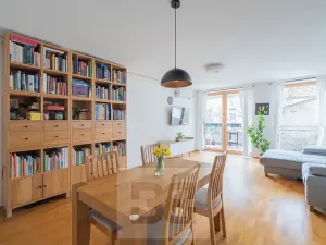 Prodej bytu 3+kk, Praha - Kobylisy, Pod hliništěm, 70 m2