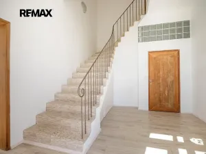 Prodej bytu 4+kk, Vráž, Nad Loděnicí, 104 m2