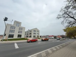 Pronájem obchodního prostoru, Hostivice, Čsl. armády, 110 m2