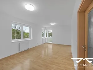 Prodej bytu 1+kk, Praha - Horní Měcholupy, Boloňská, 37 m2