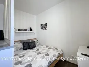 Pronájem bytu 1+kk, Pardubice, Na Okrouhlíku, 27 m2