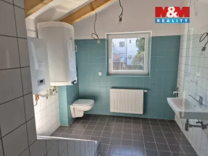 Pronájem rodinného domu, Hronov, 80 m2