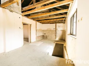 Prodej rodinného domu, Lovčičky, 200 m2