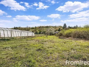 Prodej vícegeneračního domu, Lovčičky, 200 m2