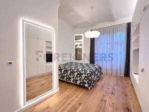 Pronájem bytu 2+1, Praha - Smíchov, Dienzenhoferovy sady, 84 m2