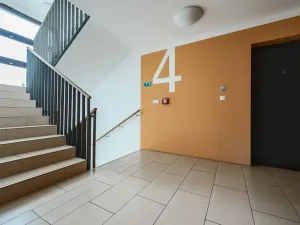 Pronájem bytu 1+kk, Praha - Vinohrady, Korunní, 47 m2