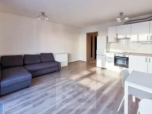 Pronájem bytu 1+kk, Praha - Stodůlky, Toufarova, 34 m2