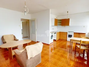 Prodej bytu 3+1, Praha - Karlín, K Olympiku, 57 m2