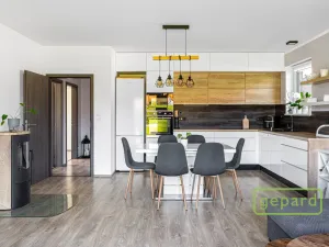 Prodej rodinného domu, Krakovany, 115 m2