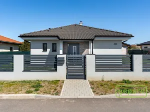 Prodej rodinného domu, Krakovany, 115 m2