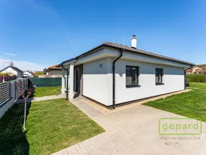 Prodej rodinného domu, Krakovany, 90 m2